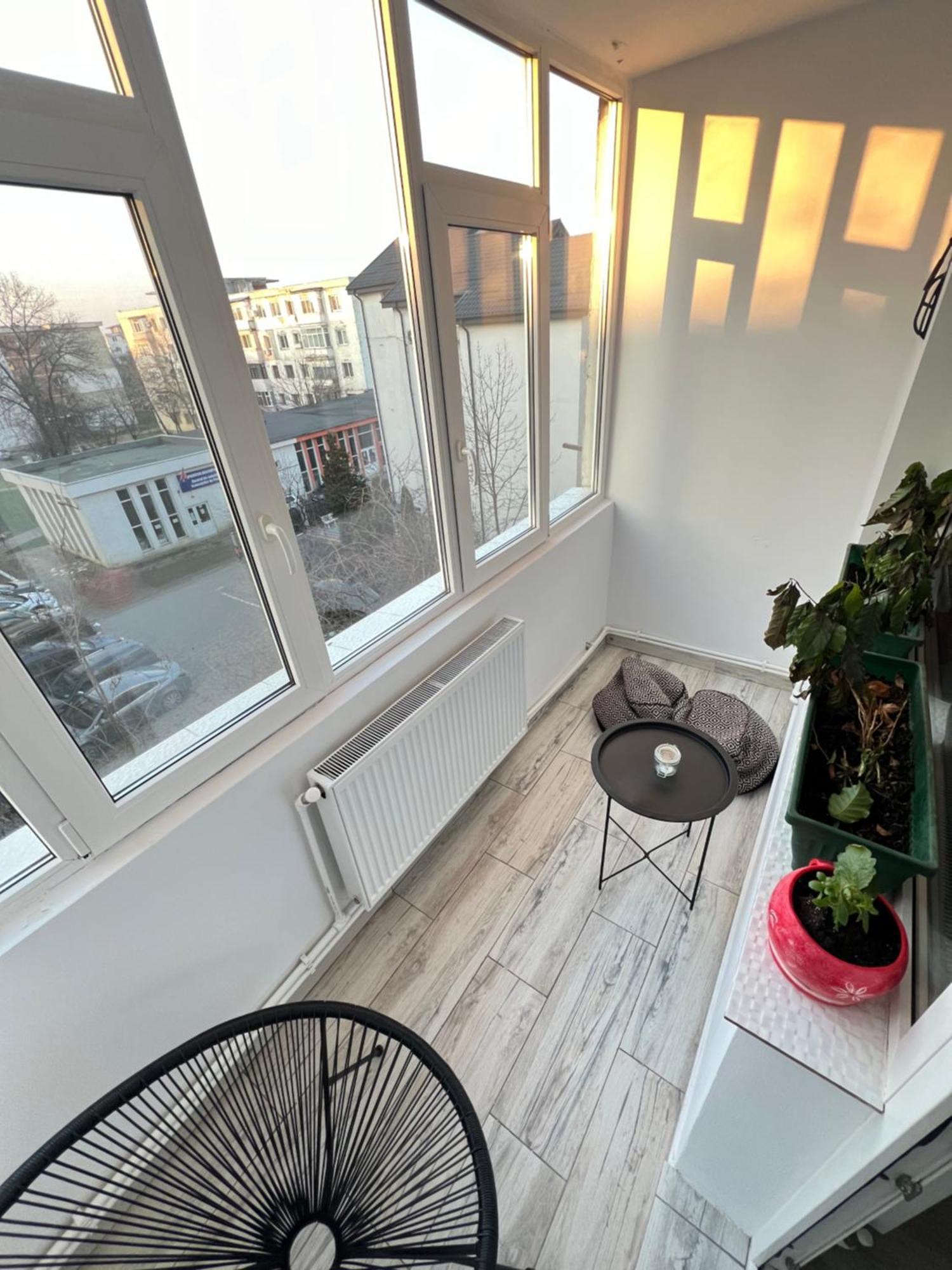 3 rooms apartment Airy&Bright Palas Style Iasi Exterior foto